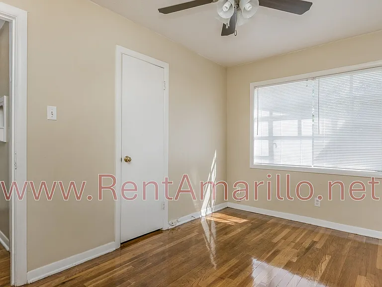 2716 Curtis Dr #B — Photo 9