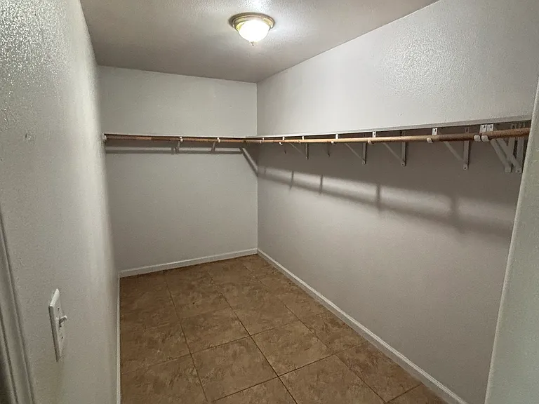 107 S Cottage St — Photo 11