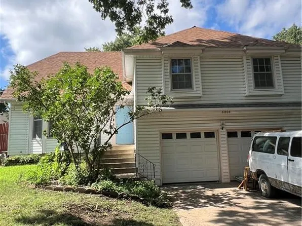 8808 W 118th St, Overland Park, KS 66210