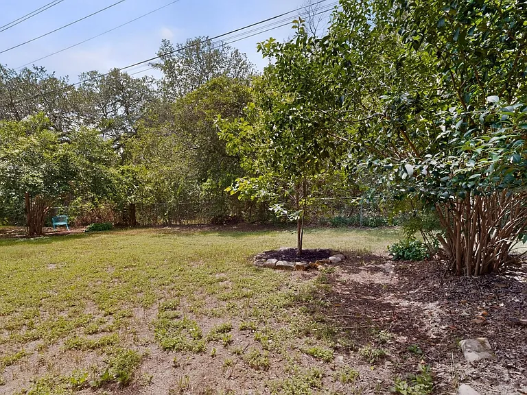 3403 Burliegh Cv — Photo 22