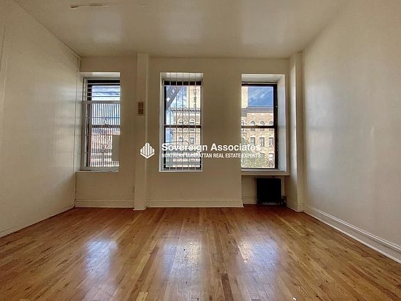 4th image of 161 W 106th St #3L