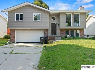 13005 Ames Ave, Omaha, NE 68164