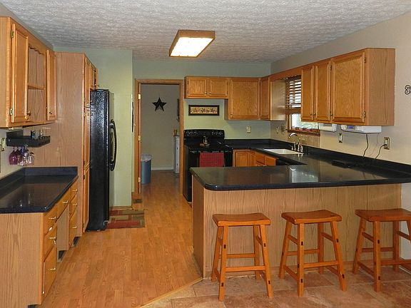 2nd image of 5125 Briarwood Dr