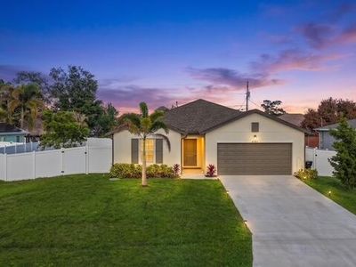 4681 SW Babylon Street, Port Saint Lucie, FL, 34953