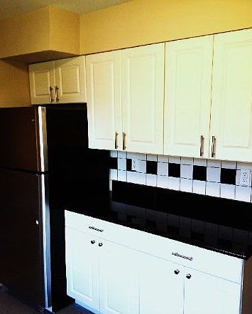 1st image of 3043 Bell Blvd