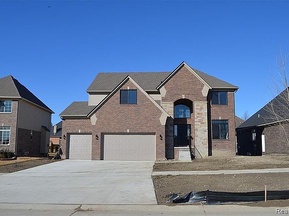 3rd image of 52418 Battanwood Dr