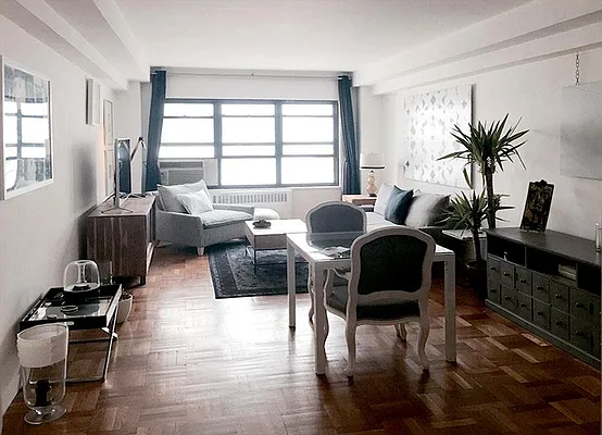 Rented by Warburg | media 6