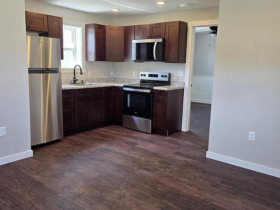 4th image of 204 N Madison Avenue