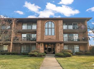 11103 Heritage Dr APT 1B, Palos Hills, IL