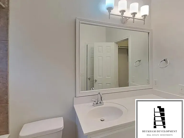 2418 Allred Dr #B — Photo 9