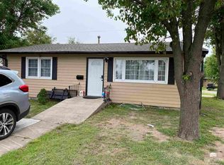 1009 Saint Marys Rd, Junction City, KS 66441