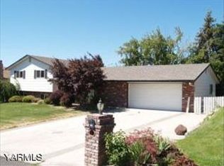 410 N 63rd Ave, Yakima, WA