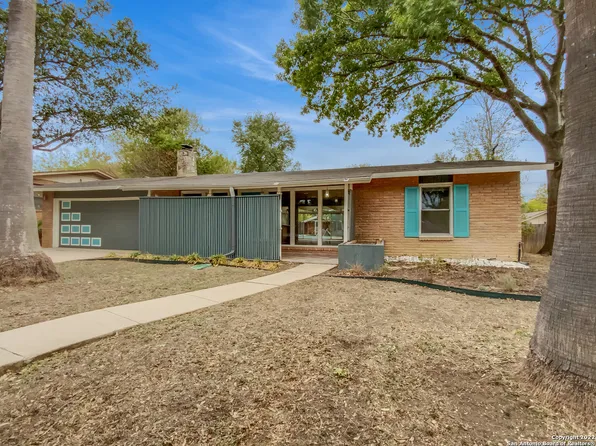 907 BRIARCLIFF DR, San Antonio, TX 78213