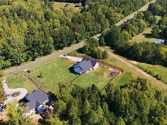3rd image of 4845 N State Highway 49