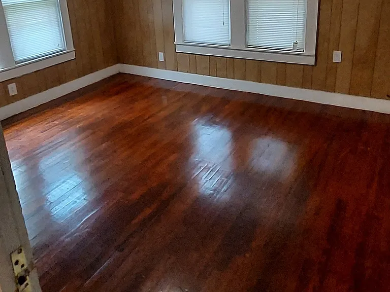 310 Sycamore St — Photo 6