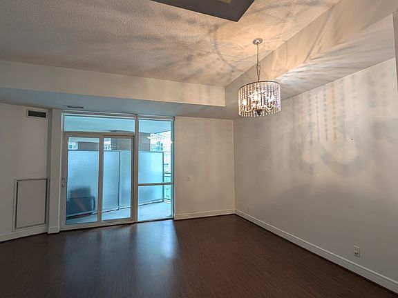 4th image of 112 George St S #502