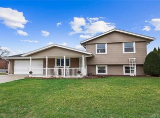 5212 Ottawa Dr, Fairborn, OH