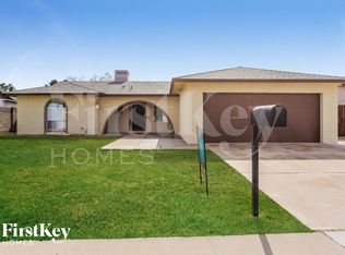 5015 W Mercer Ln, Glendale, AZ 85304