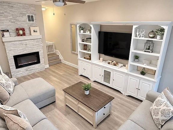 5th image of 66 Sperry Pl