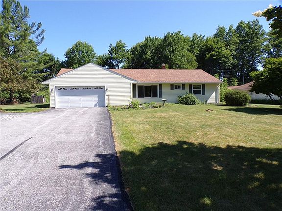 3rd image of 6983 Westview Dr
