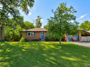 5159 Kerth Rd, Saint Louis, MO 63128