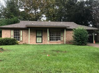 306 Grover Cleveland Cir, Jackson, MS 39213