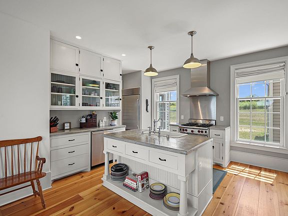 5th image of 4275 Norwegian Hollow Rd