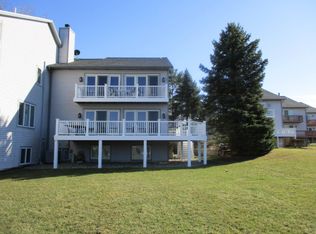 196 Hamilton St, Douglas, MI 49406