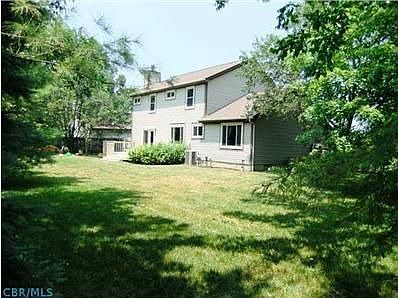 2nd image of 7424 Bloomfield Pl