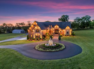 919 Philadelphia Rd, Lebanon, TN 37087