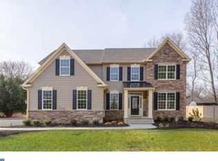 2101 Woodbourne Rd, Langhorne, PA 19047