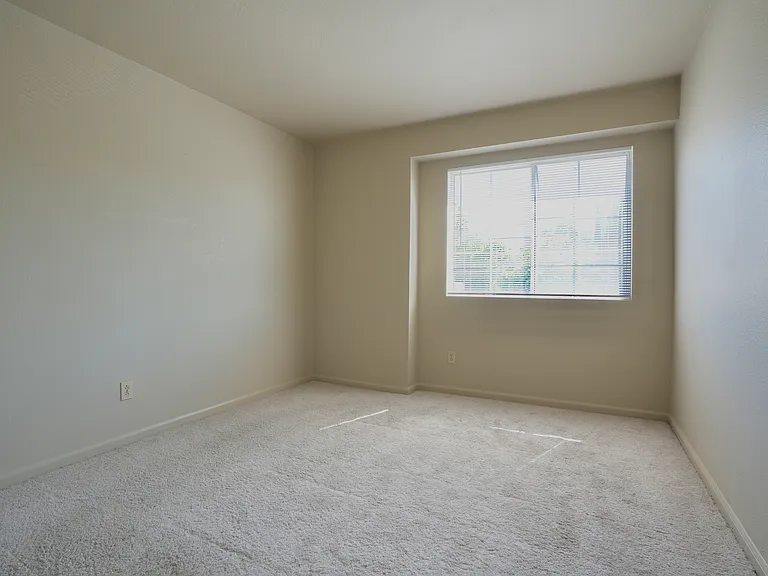 2625 Monroe St — Photo 20