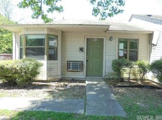 902 Dismukes St, Lonoke, AR 72086