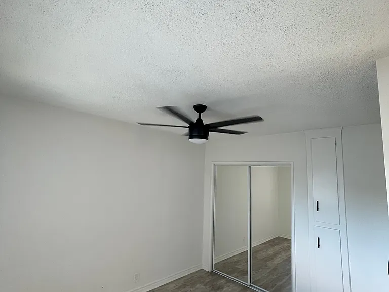 Villas at Downey — Photo 7