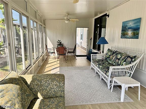 3rd image of 3024 Sunny Harbor Dr