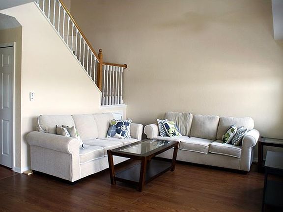 5th image of 8247 Eagles Park Dr N