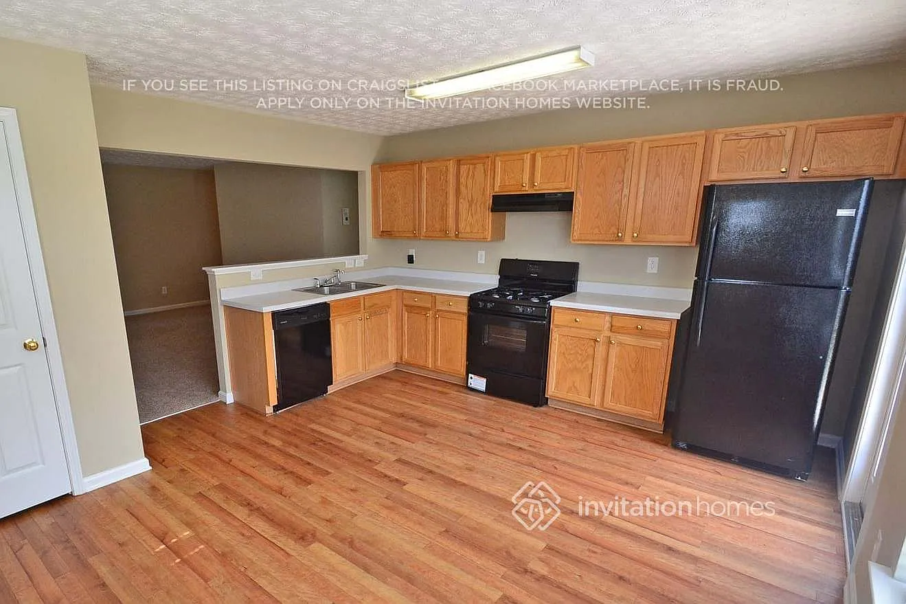268 Topaz Dr Dallas, GA 30132 — Photo 3