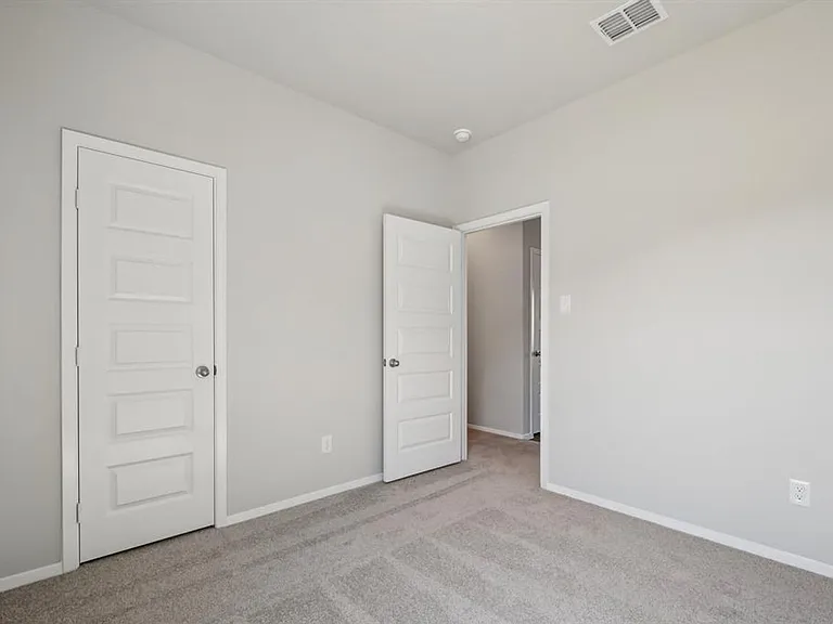 11913 Ellena Cv — Photo 19
