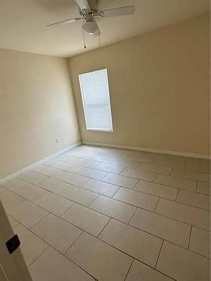 1712 SW 32nd Ter #1712 — Photo 9
