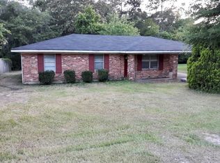 119 S Elm St, East Dublin, GA 31027