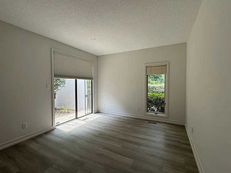 7 Dartford Ct — Photo 7