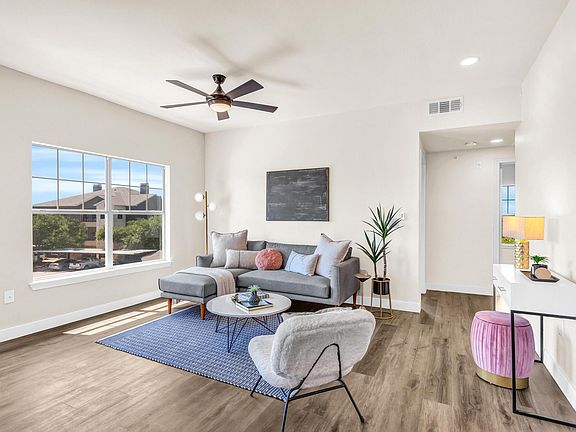 2nd image of 2320 Gracy Farms Ln APT 1331