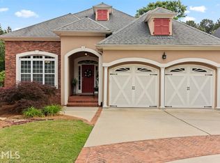 111 Crown Ct, Peachtree City, GA 30269