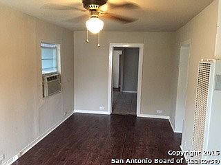 3rd image of 1139 Keats St
