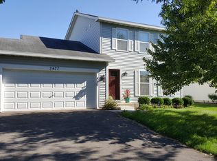 2477 Smithfield Ln, Aurora, IL 60503