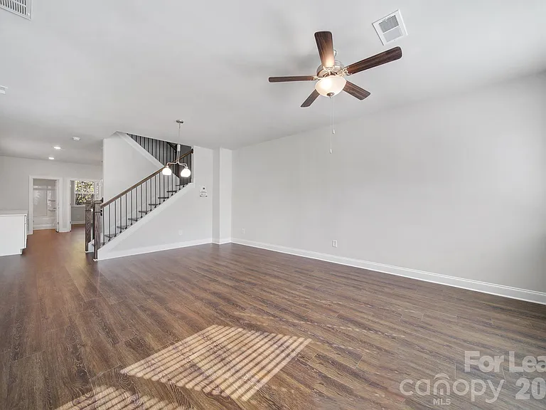 2432 Arty Ave — Photo 16