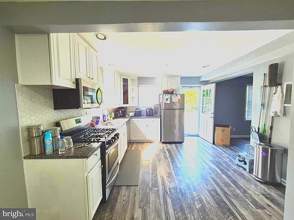 2nd image of 4713 Gunther St