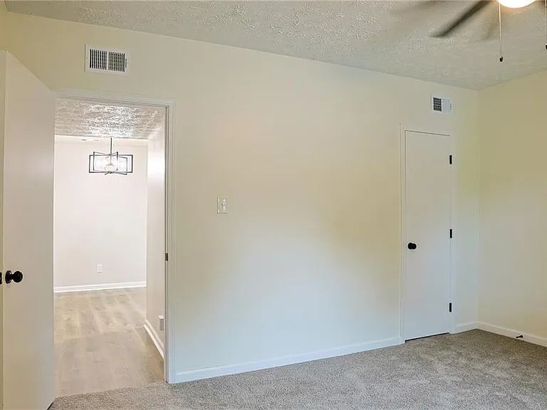 4411 Flakes Mill Rd — Photo 14