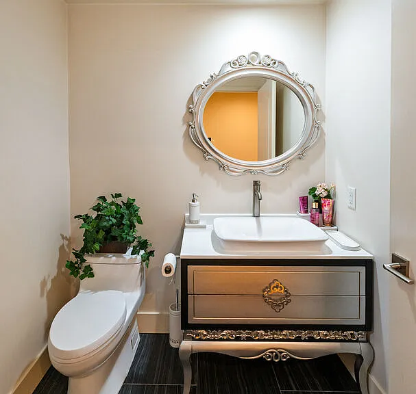 575 S Barrington Ave #305 — Photo 29