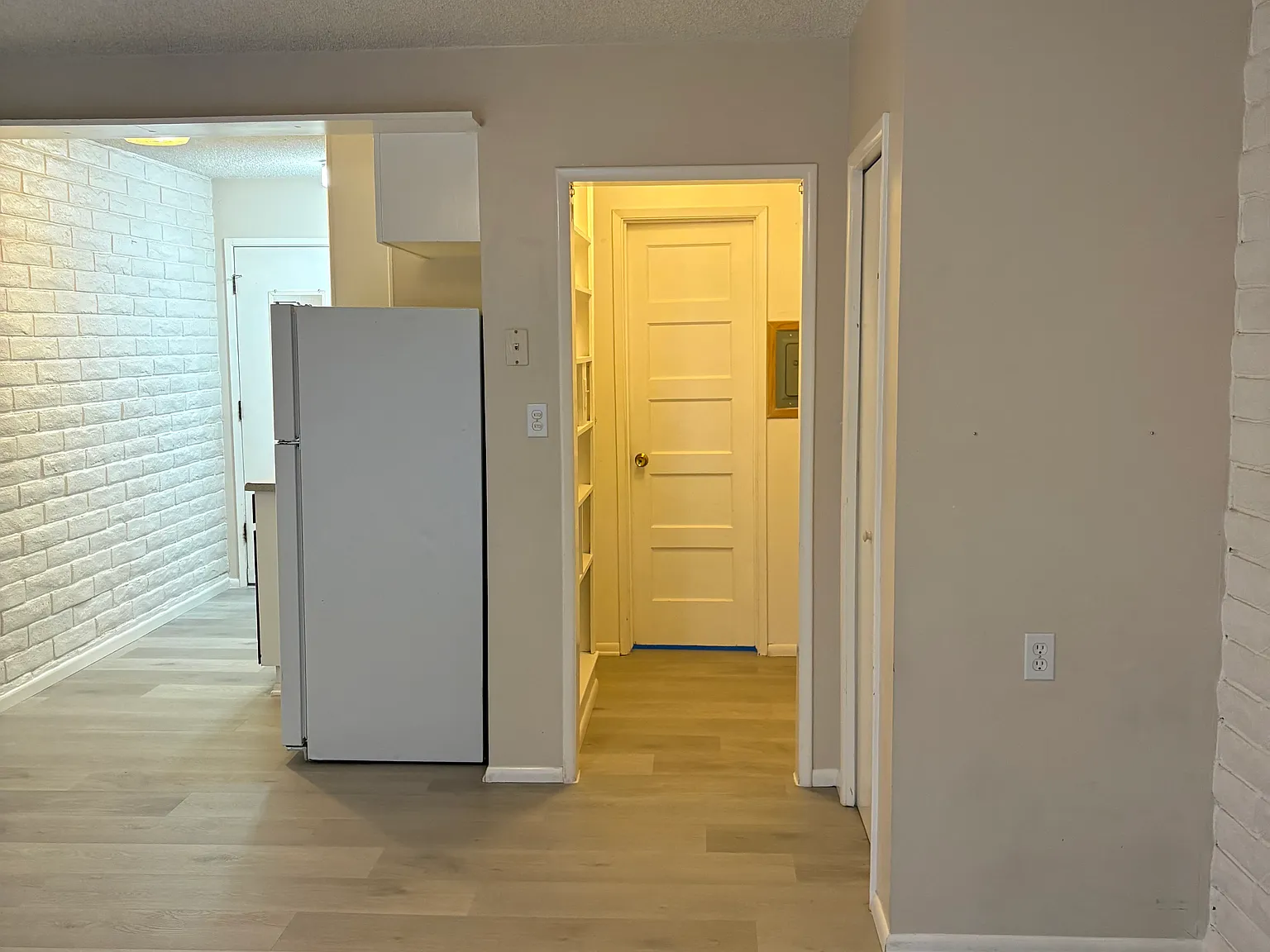 Studio, 378 sqft, $930 — Photo 4